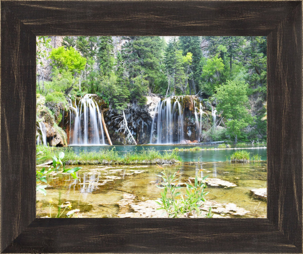 Turquoise Serenity: Hanging Lake's Emerald Oasis
