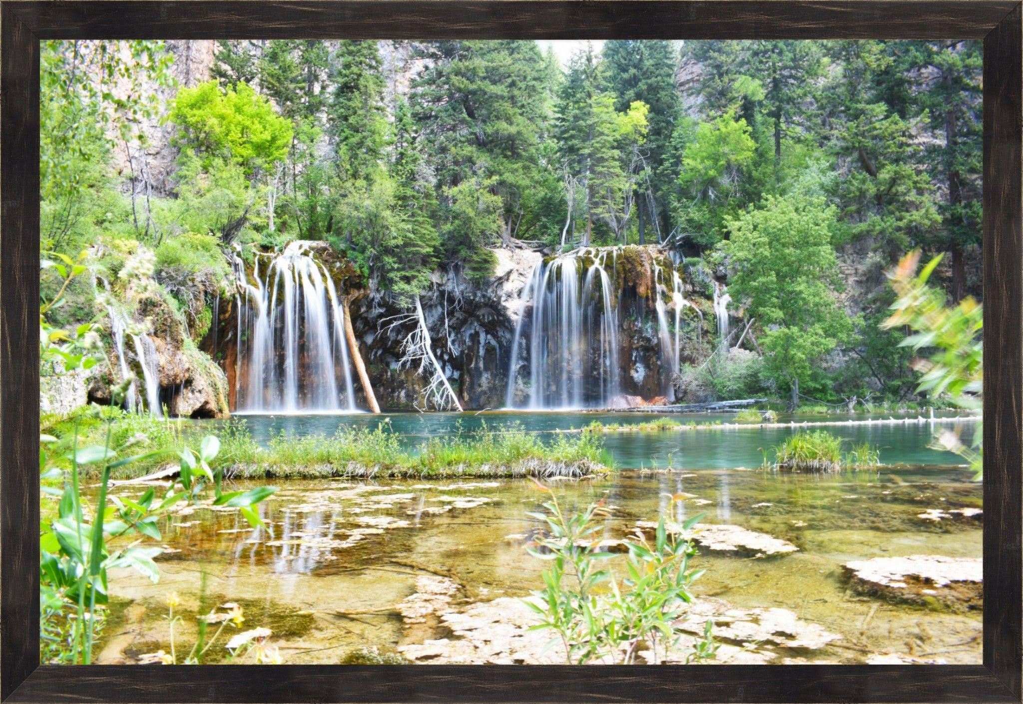 Turquoise Serenity: Hanging Lake's Emerald Oasis